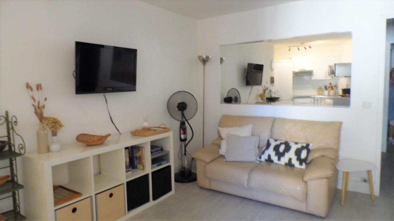 Cannes Plage 2Mn/45M2/Vue Mer/Inernet/Clim/Parking Prive Luaran gambar