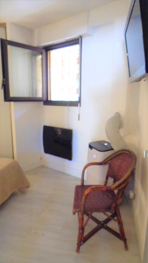 Cannes Plage 2Mn/45M2/Vue Mer/Inernet/Clim/Parking Prive Luaran gambar